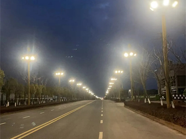 照亮未來(lái)，共筑智慧城市——路燈智慧化改造
